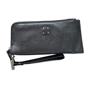 STS Ranchwear Wayfarer Evie Black Embossed Leather Wristlet Silver tone hardwear